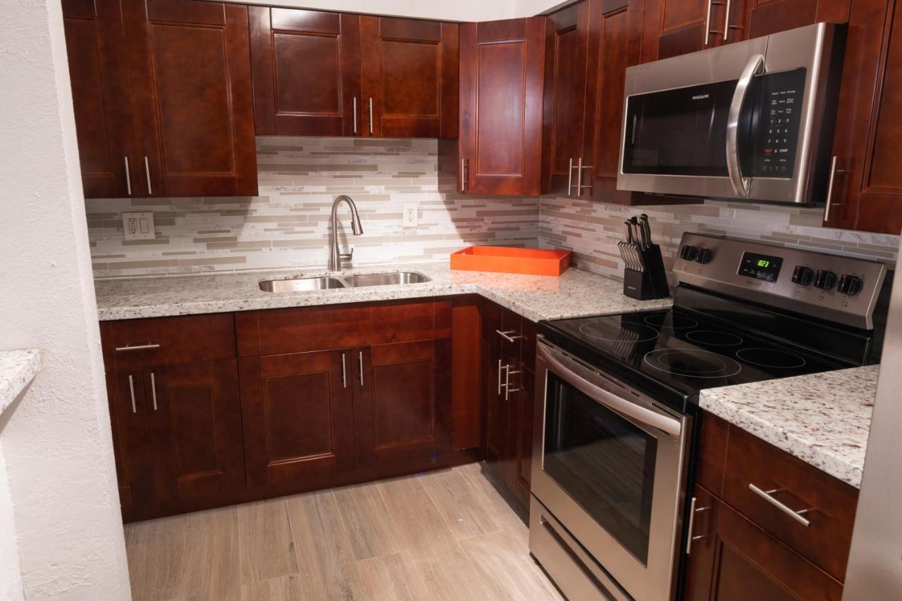 New Star Suite Two North Miami Beach Εξωτερικό φωτογραφία
